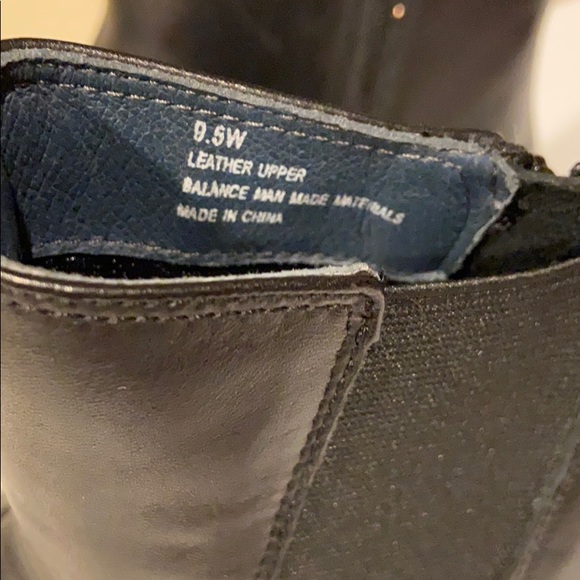 NIB Women’s Black Ankle Boots Size 9.5W - Picture 3 of 9